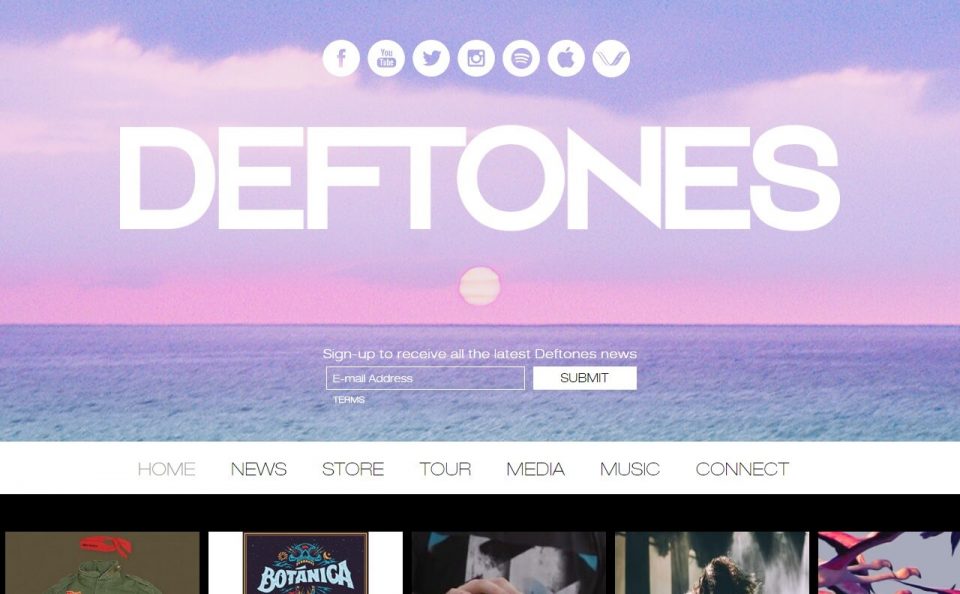 Deftones Official Site Official Website News, Store, Tour, Media, Music, ConnectのWEBデザイン