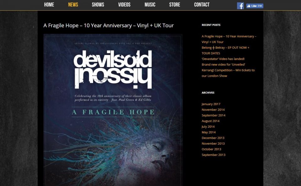 Devil Sold His Soul – Official WebsiteのWEBデザイン