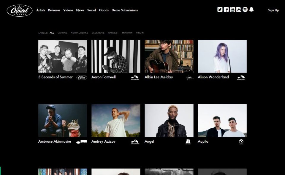 Capitol Records – The Official Website of Capitol RecordsCapitol Records | The official website of Capitol RecordsのWEBデザイン