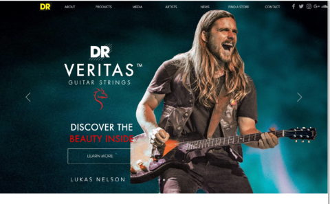 DR Strings | Official SiteのWEBデザイン