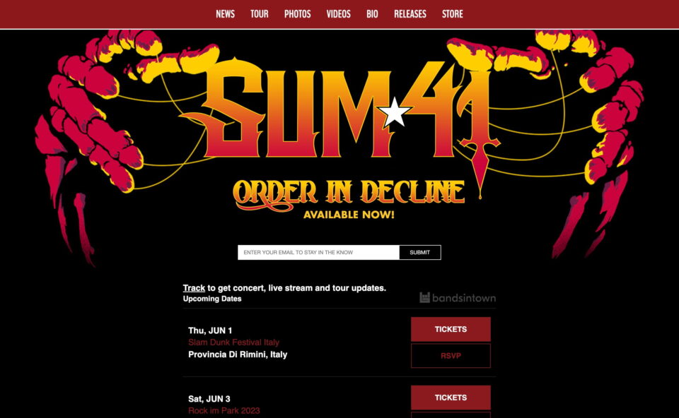 Sum 41 – Official WebsiteのWEBデザイン