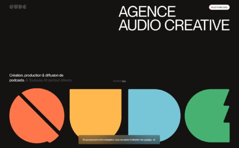 Qude : production de podcasts ToulouseのWEBデザイン