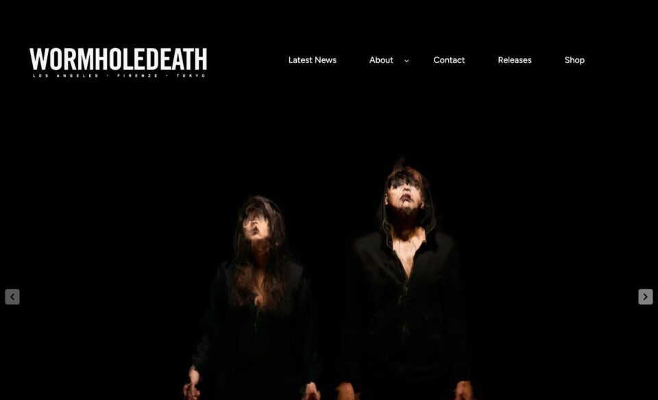WormHoleDeath – The Critical Thinking In Music.のWEBデザイン