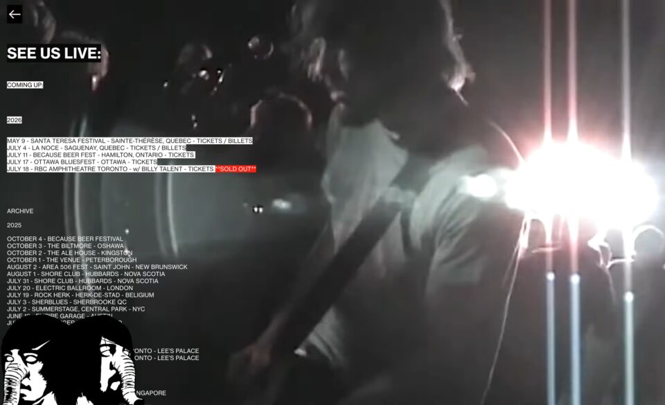 DEATHFROMABOVE1979.COMのWEBデザイン